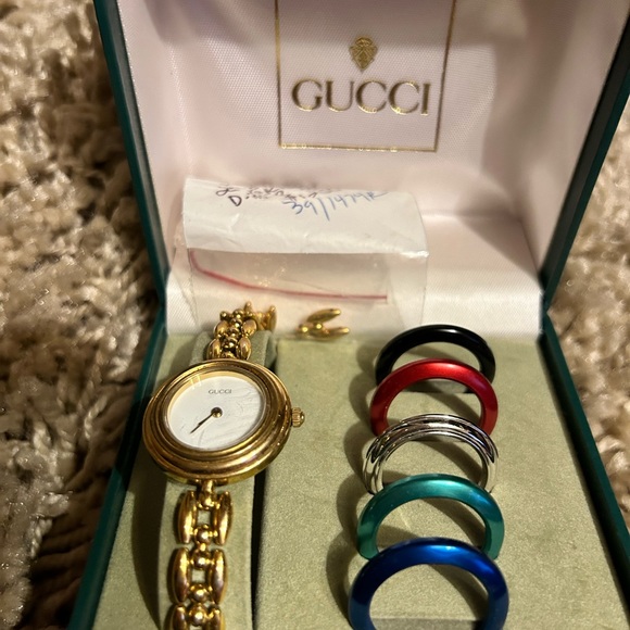 GUCCI Change bezel Watches 1100-L Plated Gold Quartz Analog display Women ... - Picture 3 of 3